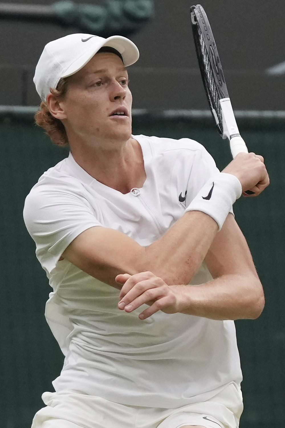 面对日益严 面对日益严